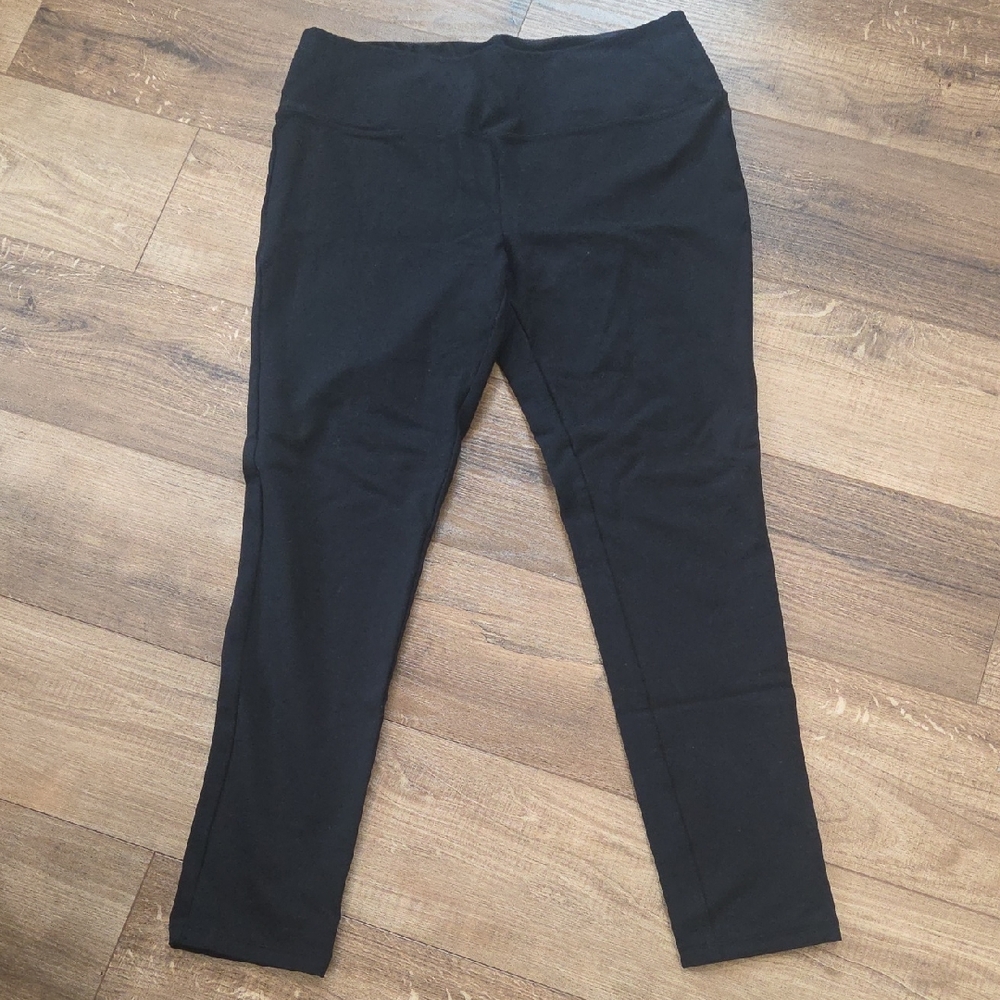 Liz Claiborne Black Leggings